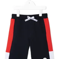 Шорты с нашивкой-логотипом Шорты с нашивкой-логотипом