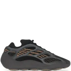 Кроссовки YEEZY 700 V3 Clay Brown Кроссовки YEEZY 700 V3 Clay Brown