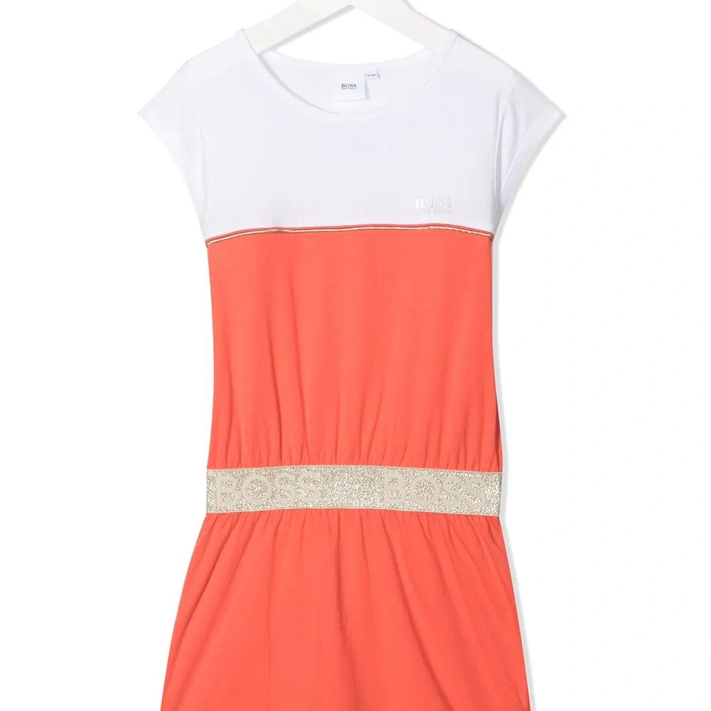 платье-футболка в стиле колор-блок с кантом