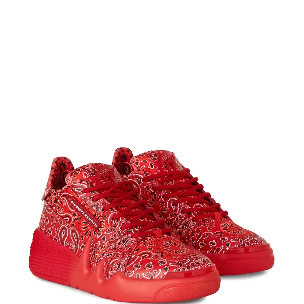 Кроссовки с принтом пейсли