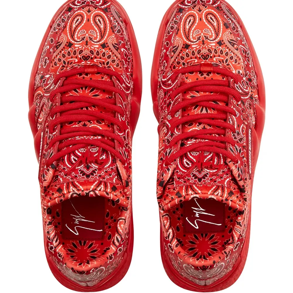 Кроссовки с принтом пейсли