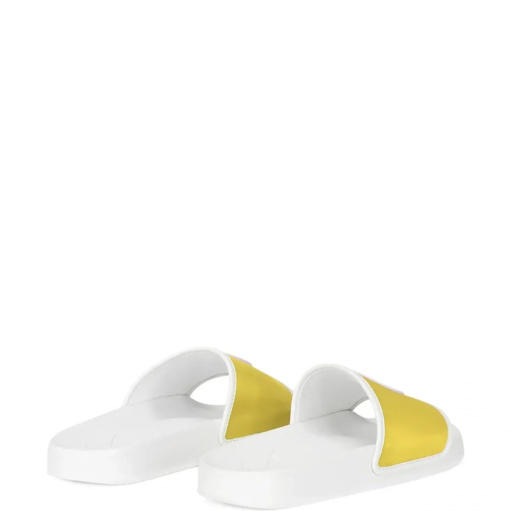 Шлепанцы Brett