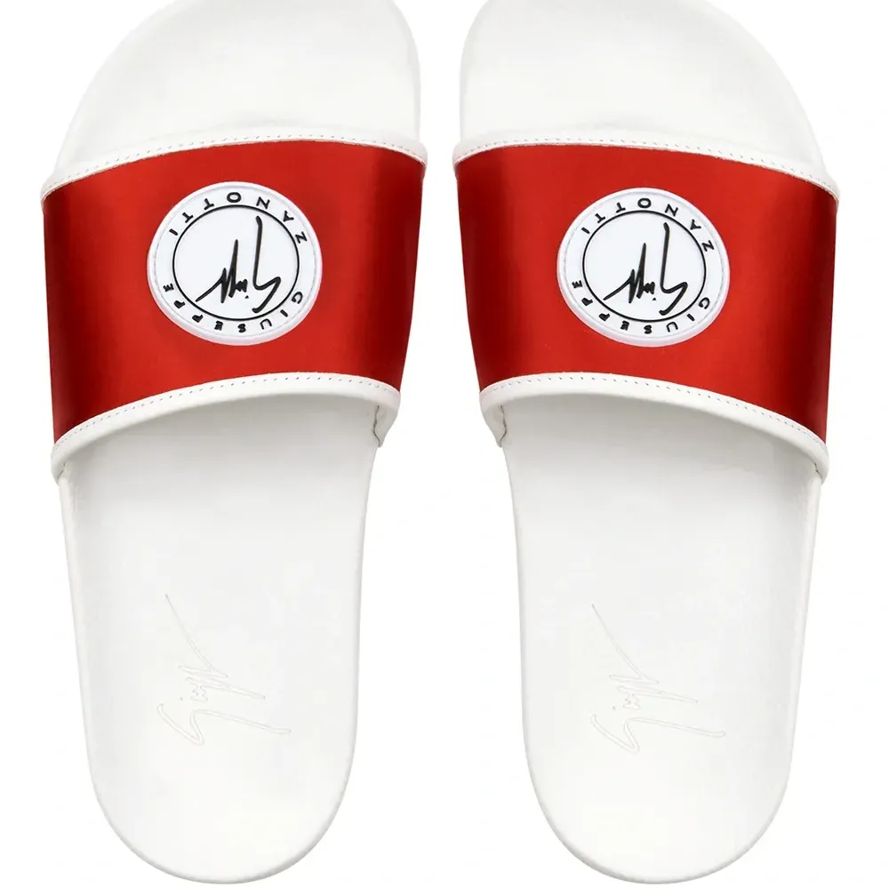 Шлепанцы Brett