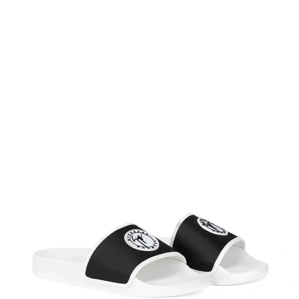 Шлепанцы Brett