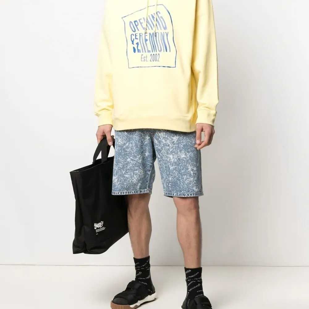 худи с логотипом