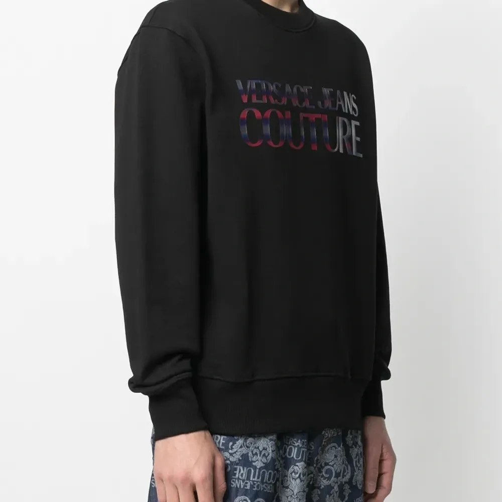 Толстовка с круглым вырезом и логотипом