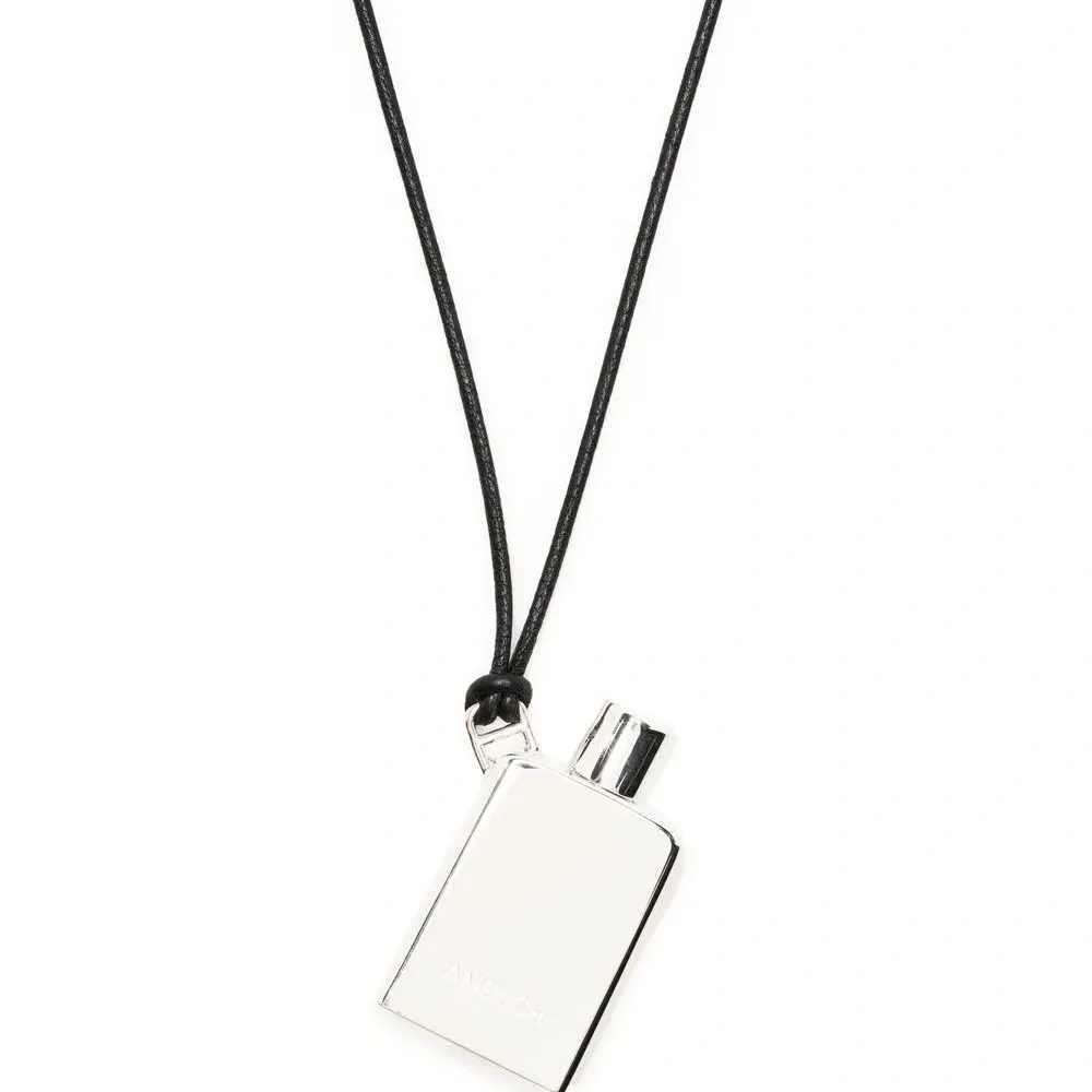 Колье с подвеской