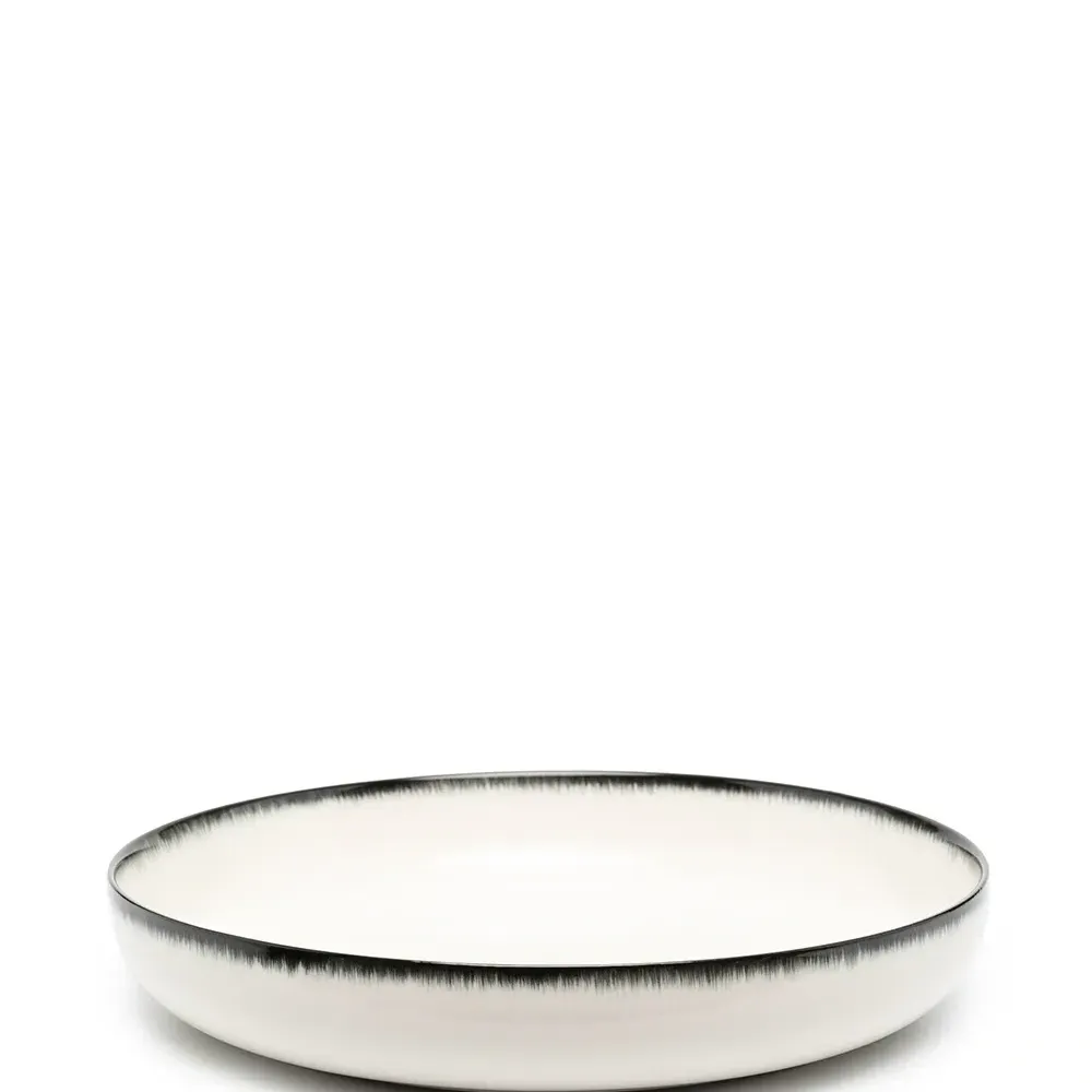 Набор из двух керамических тарелок