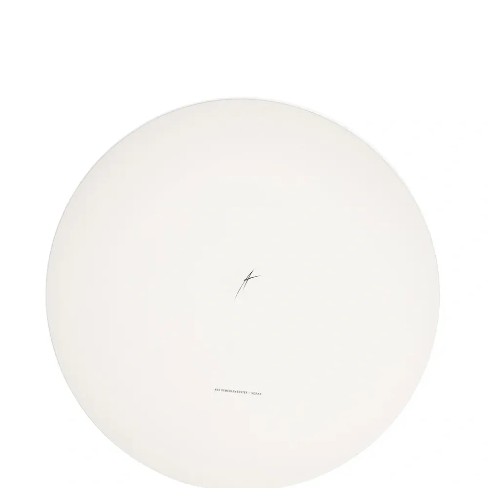 Набор из двух фарфоровых тарелок