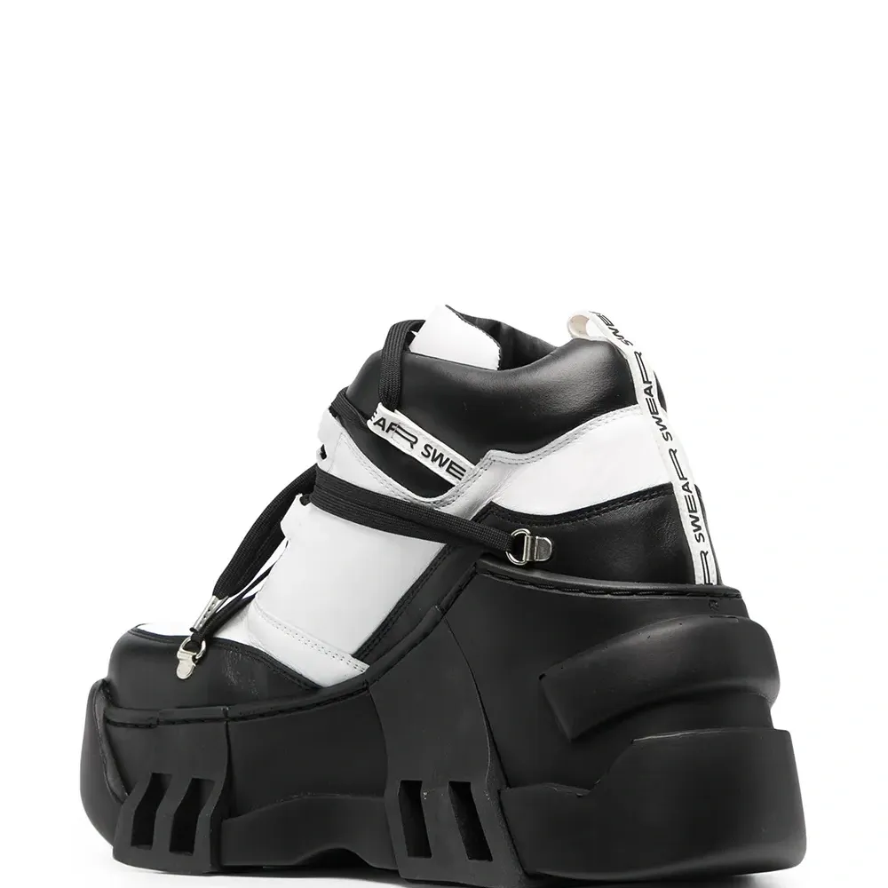 Кроссовки Amazon на платформе