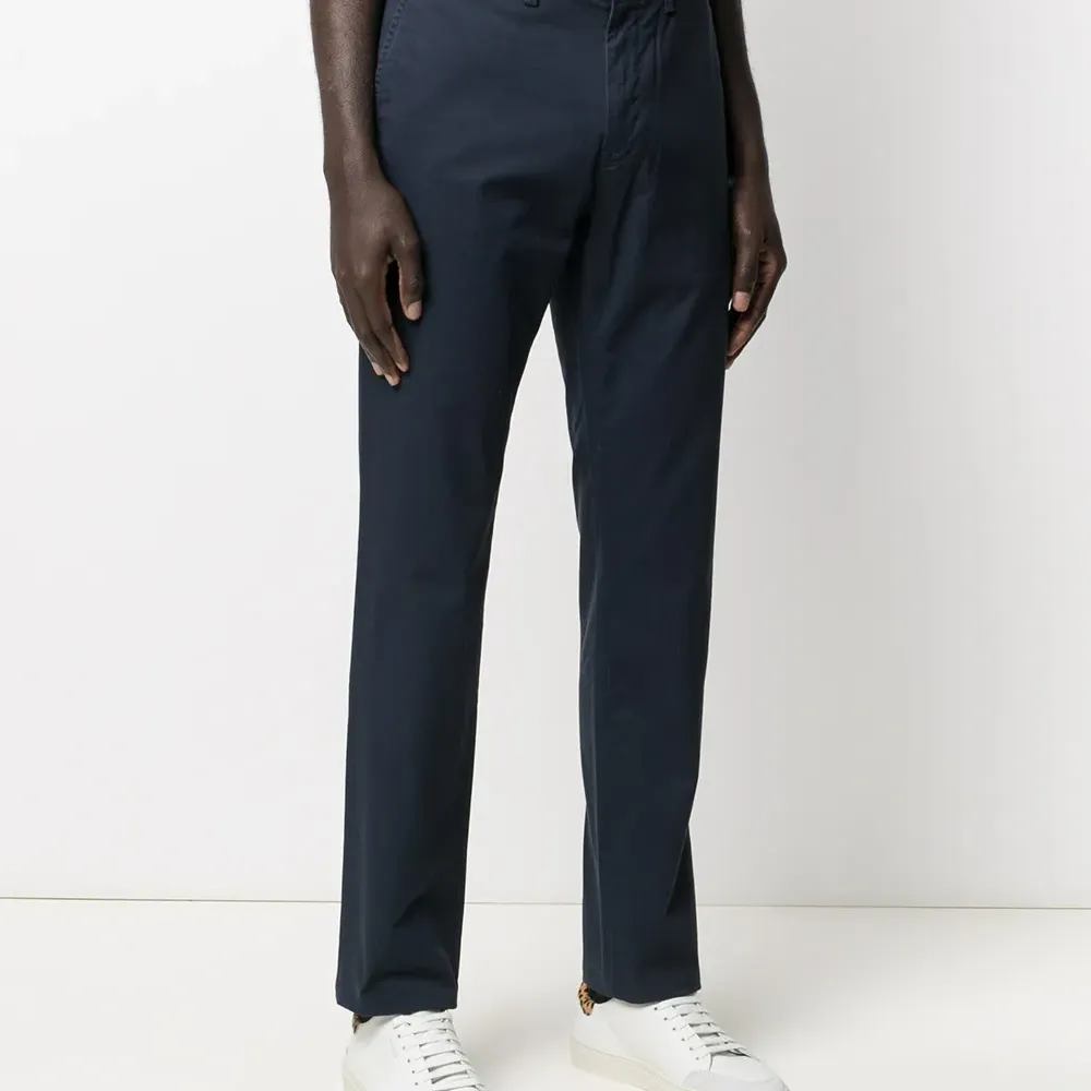 Брюки прямого кроя с нашивкой-логотипом