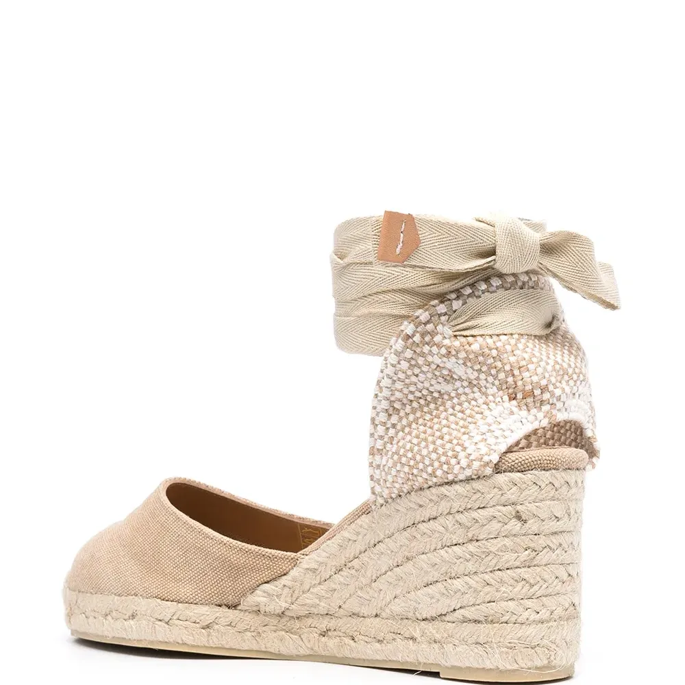 Эспадрильи Carina на танкетке