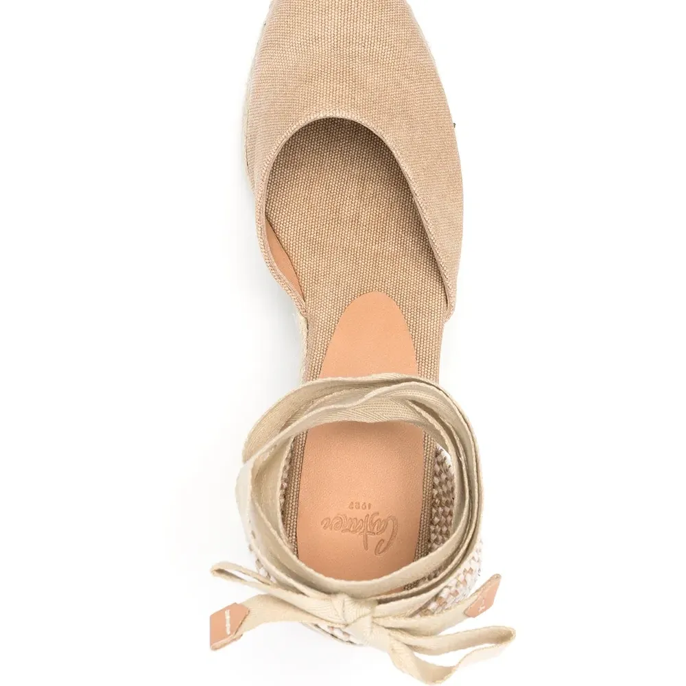 Эспадрильи Carina на танкетке