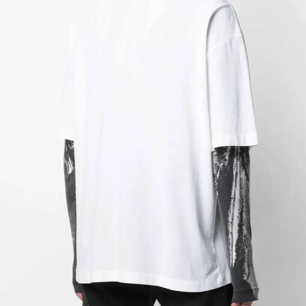 Футболка с логотипом