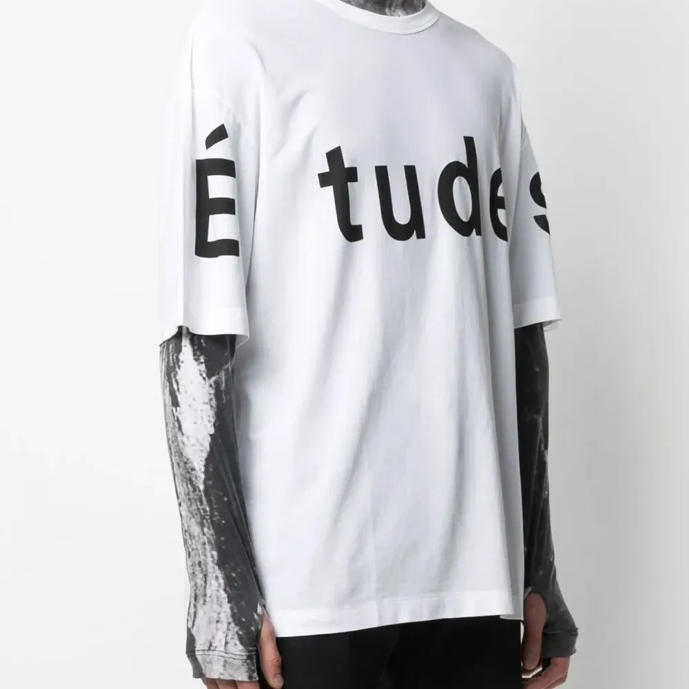 Футболка с логотипом