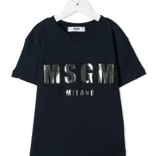 футболка с логотипом