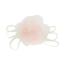 Брошь с цветочной аппликацией