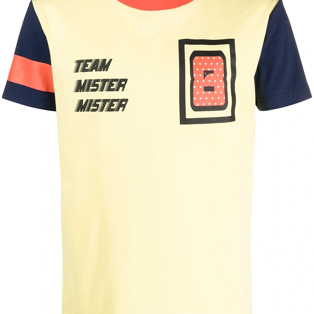 Футболка с графичным принтом