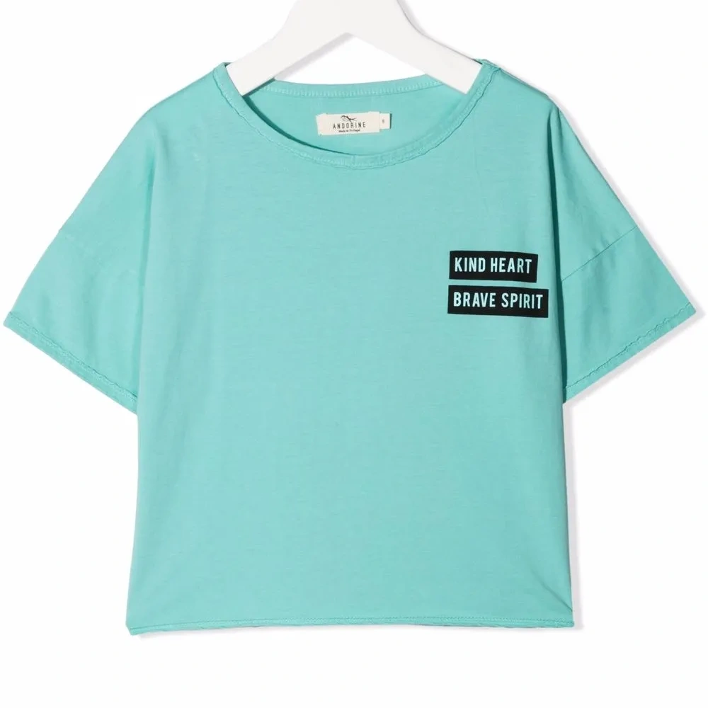 футболка с логотипом