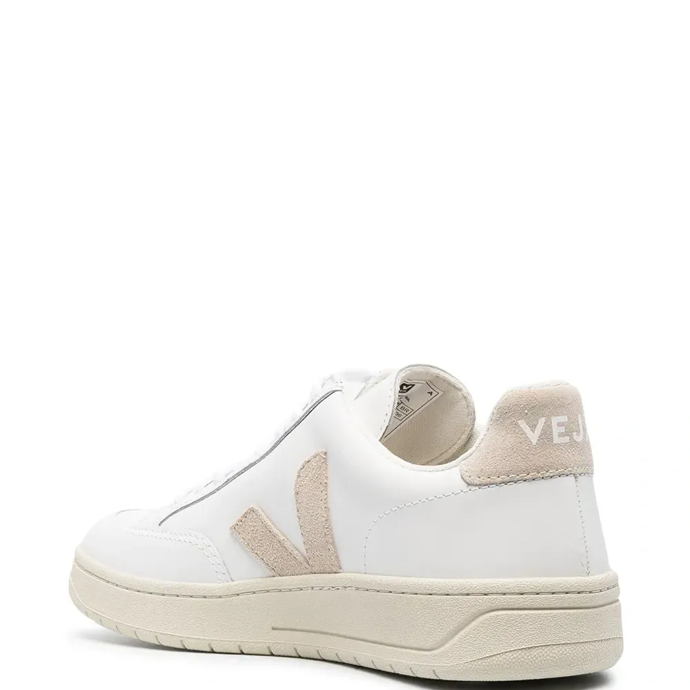 Кроссовки V-12