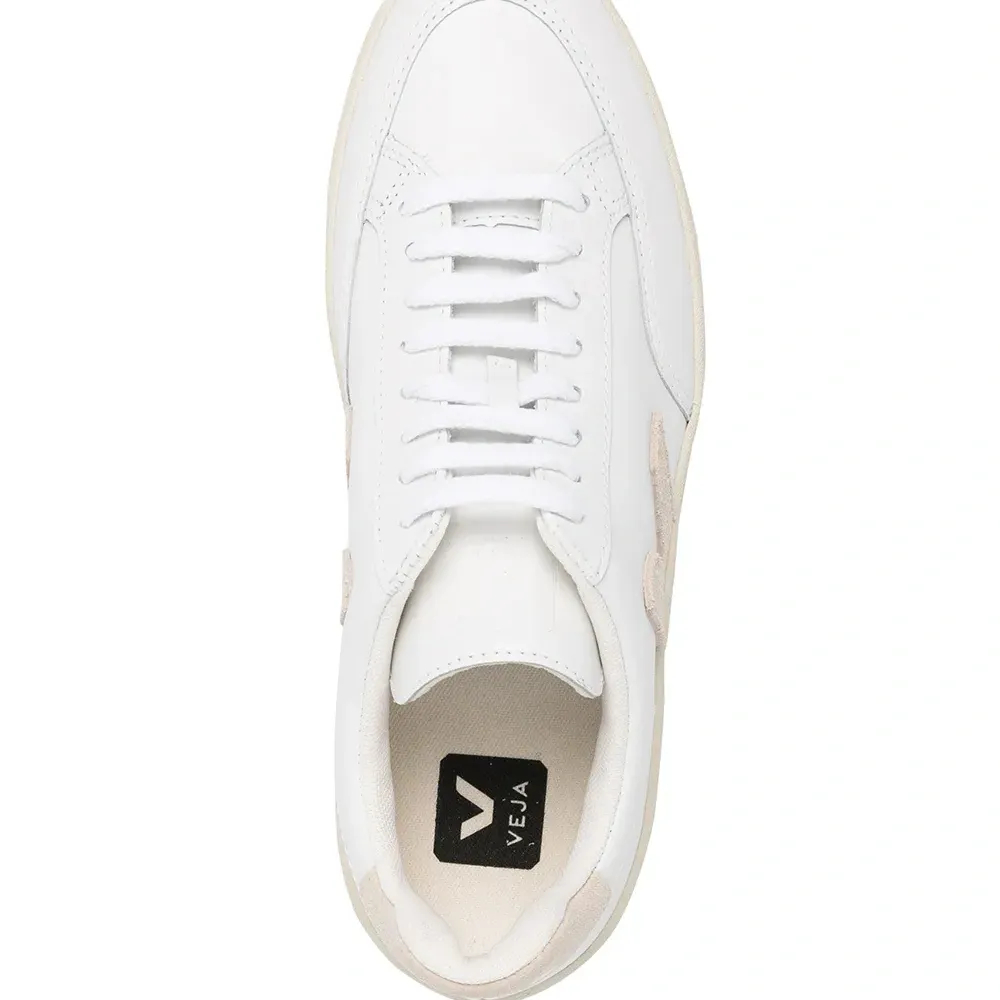 Кроссовки V-12