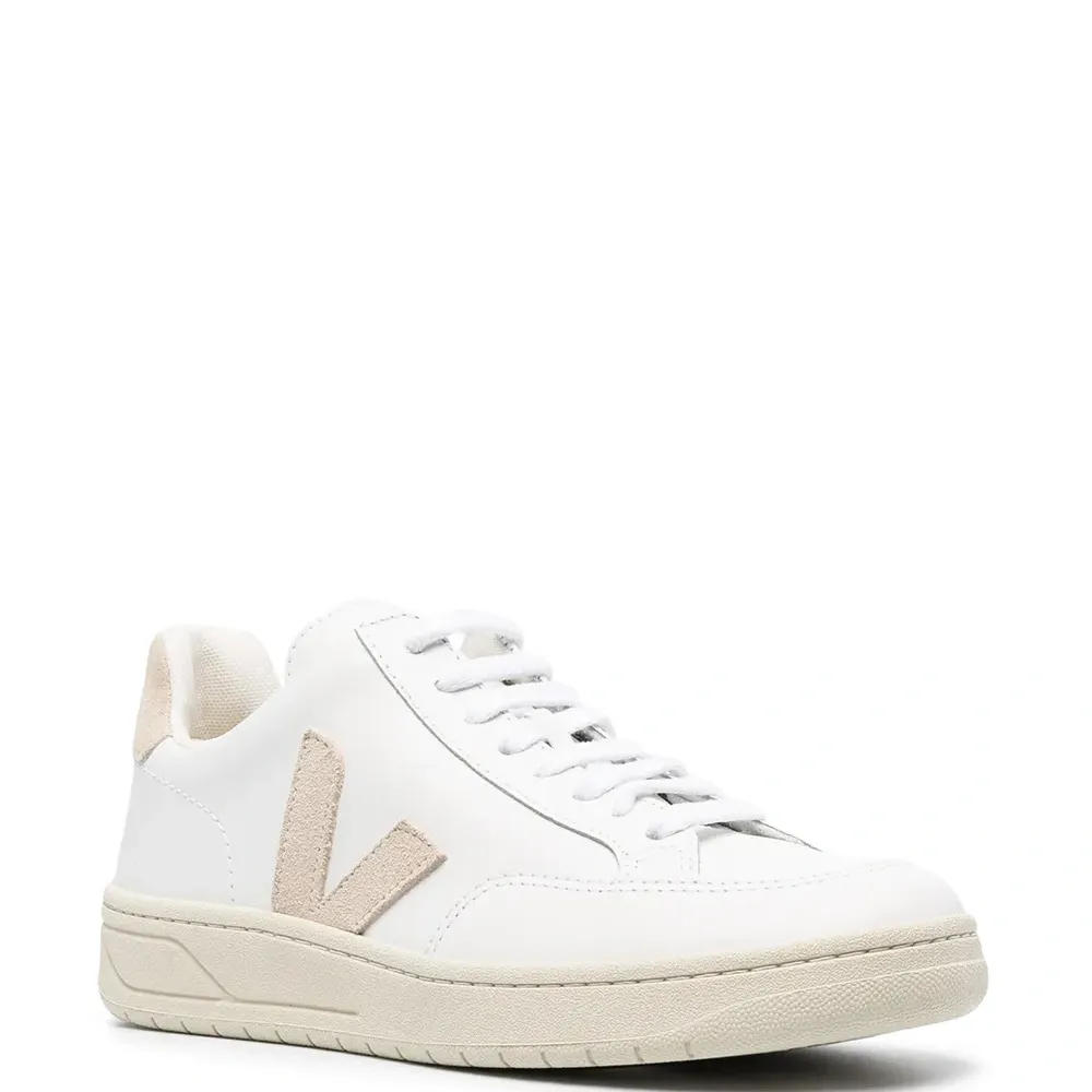 Кроссовки V-12