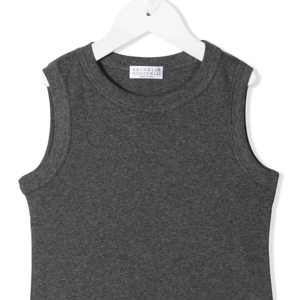 Топ с круглым вырезом