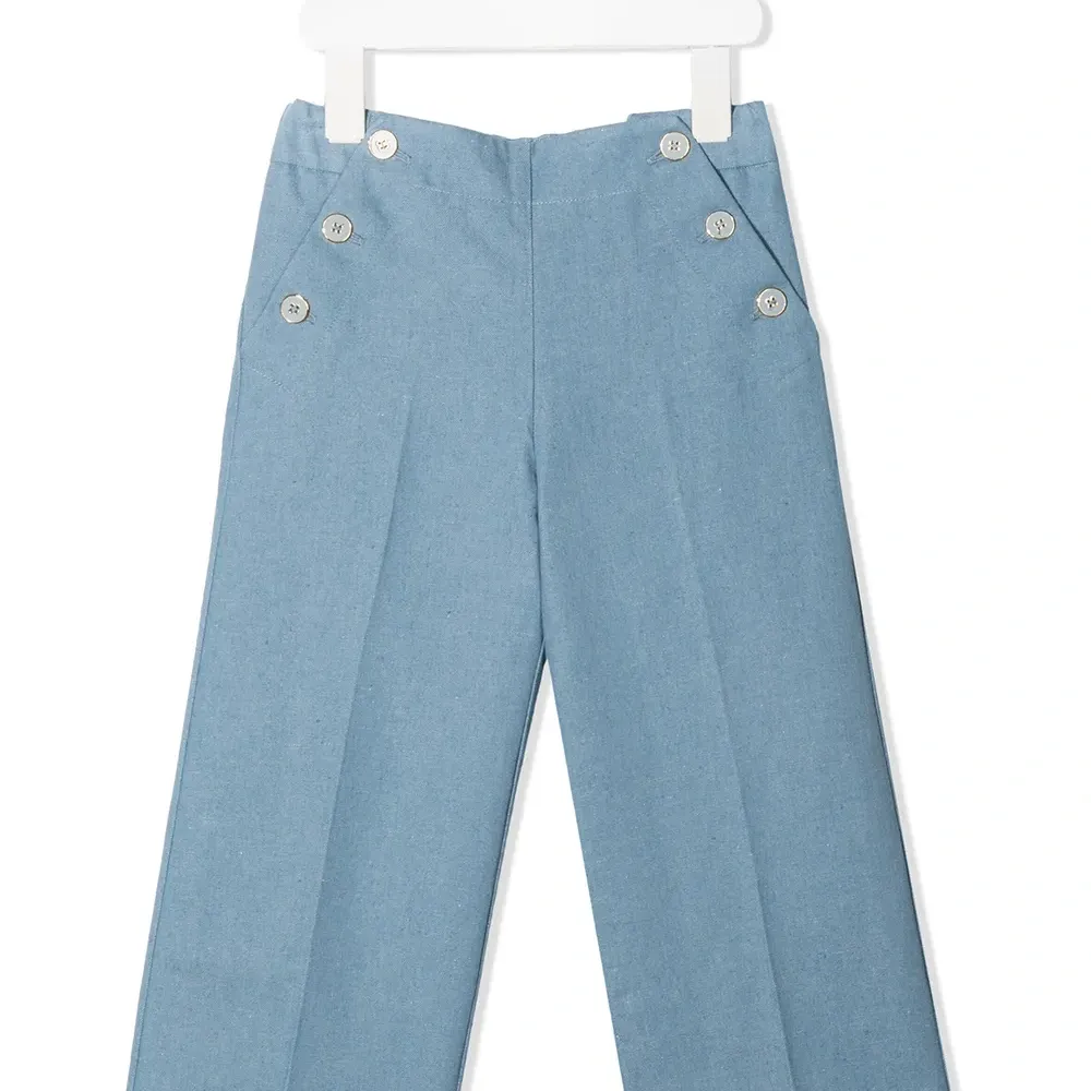 Брюки прямого кроя с пуговицами сбоку