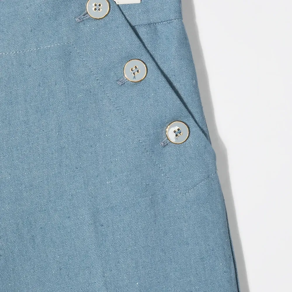 Брюки прямого кроя с пуговицами сбоку