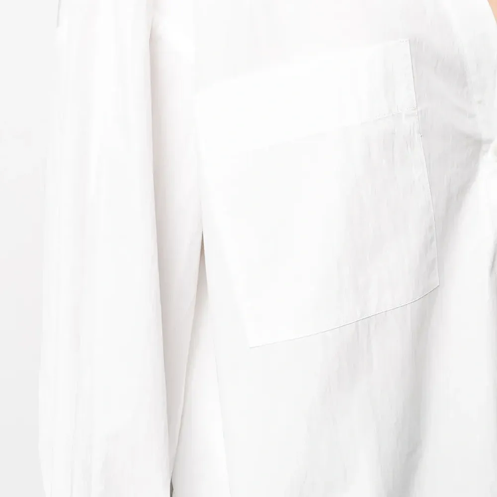 Рубашка свободного кроя с V-образным вырезом