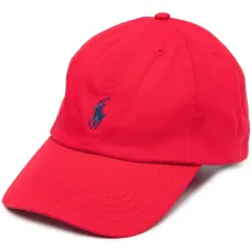 Кепка с вышитым логотипом Кепка с вышитым логотипом