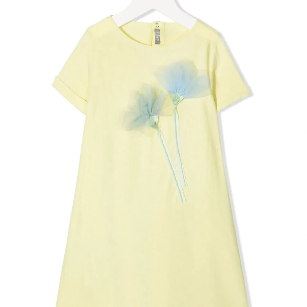 Платье с цветочной аппликацией