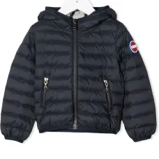 Пуховик с нашивкой-логотипом