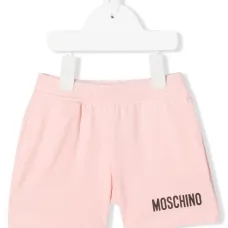 спортивные шорты с логотипом