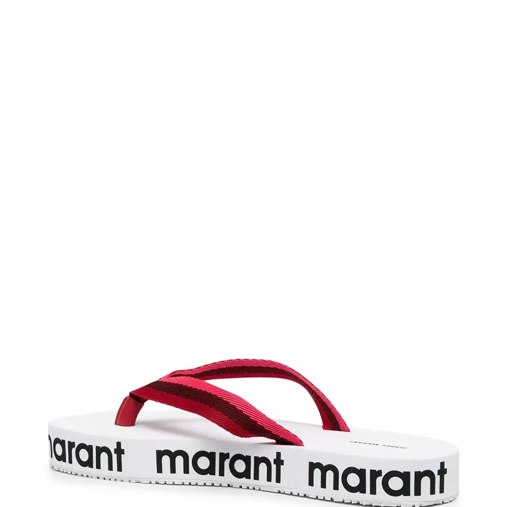 Шлепанцы с логотипом