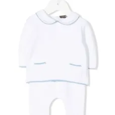 Вязаный костюм с накладными карманами