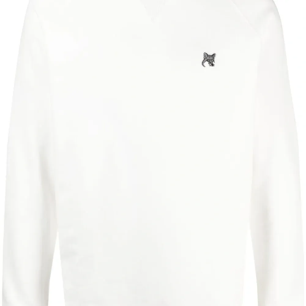 Толстовка с нашивкой