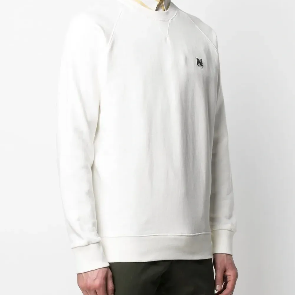 Толстовка с нашивкой