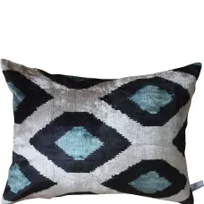 Жаккардовая подушка