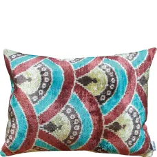 Жаккардовая подушка с узором