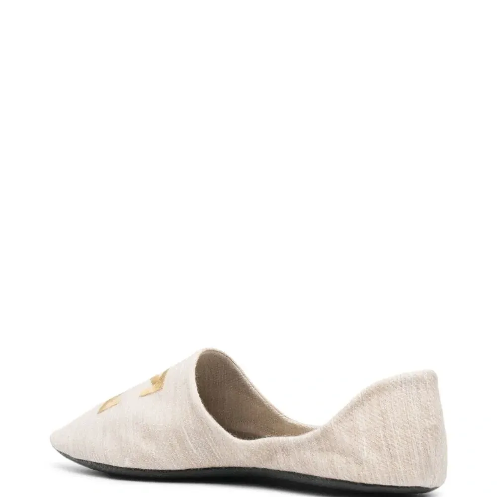 Слиперы с вышивкой из коллаборации с Ramadan