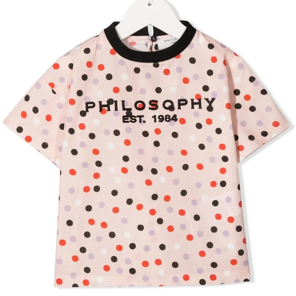 футболка с логотипом