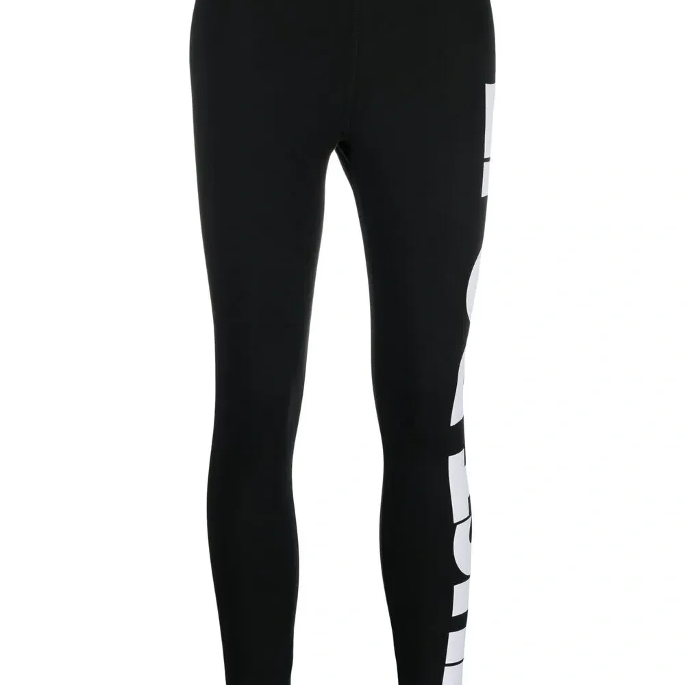 Легинсы с надписью