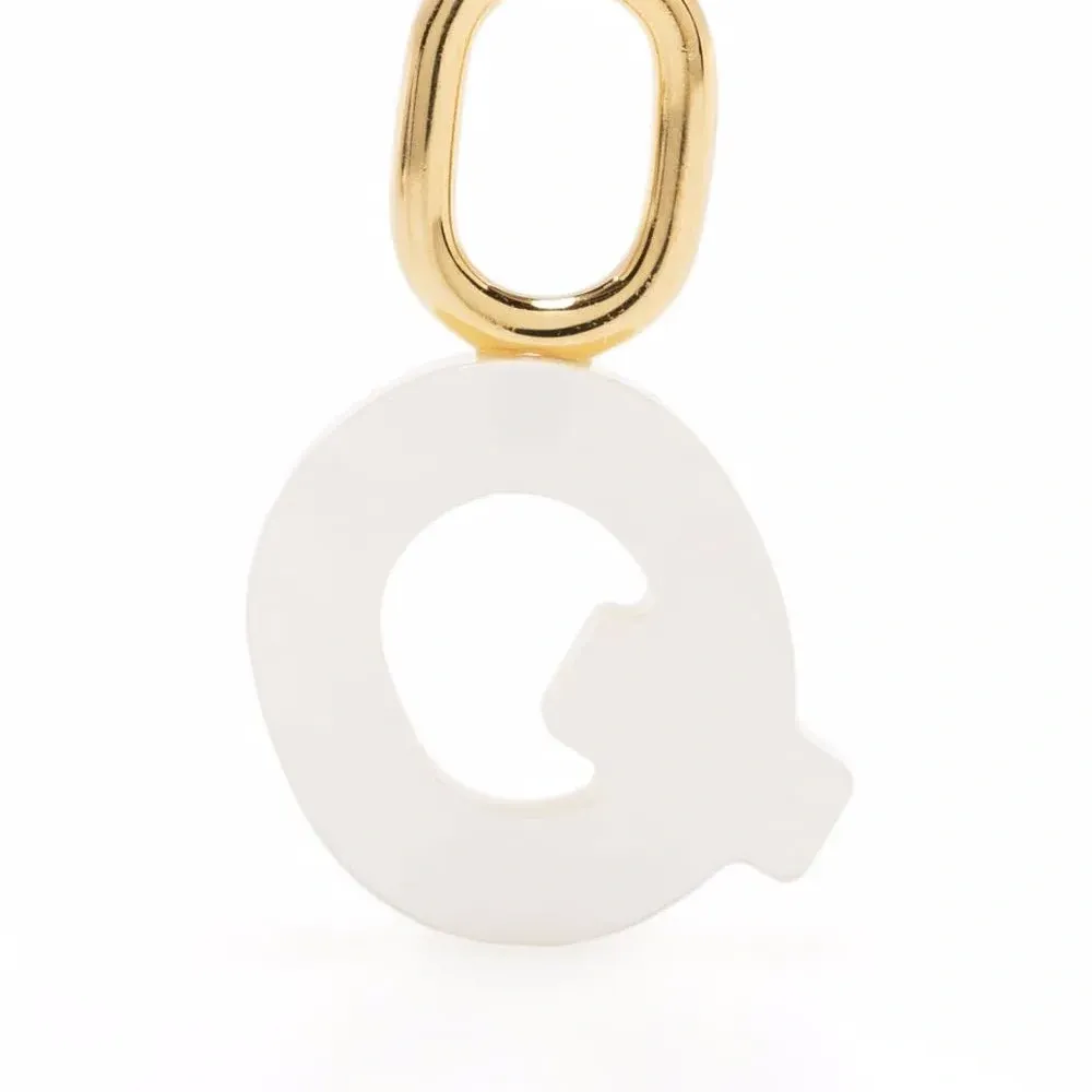 подвеска Letter Q из позолоченного серебра