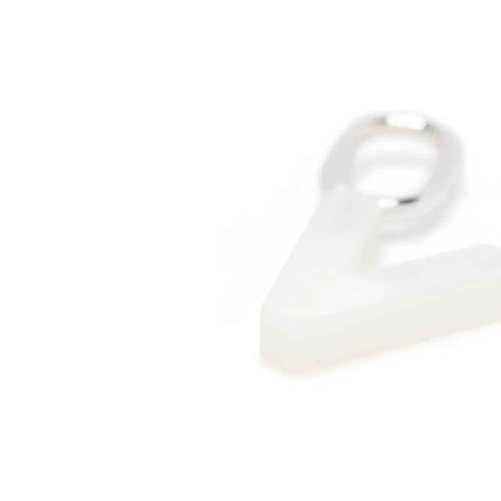 подвеска Lucid Letter V из позолоченного серебра