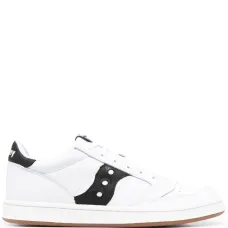 Кроссовки с нашивкой-логотипом