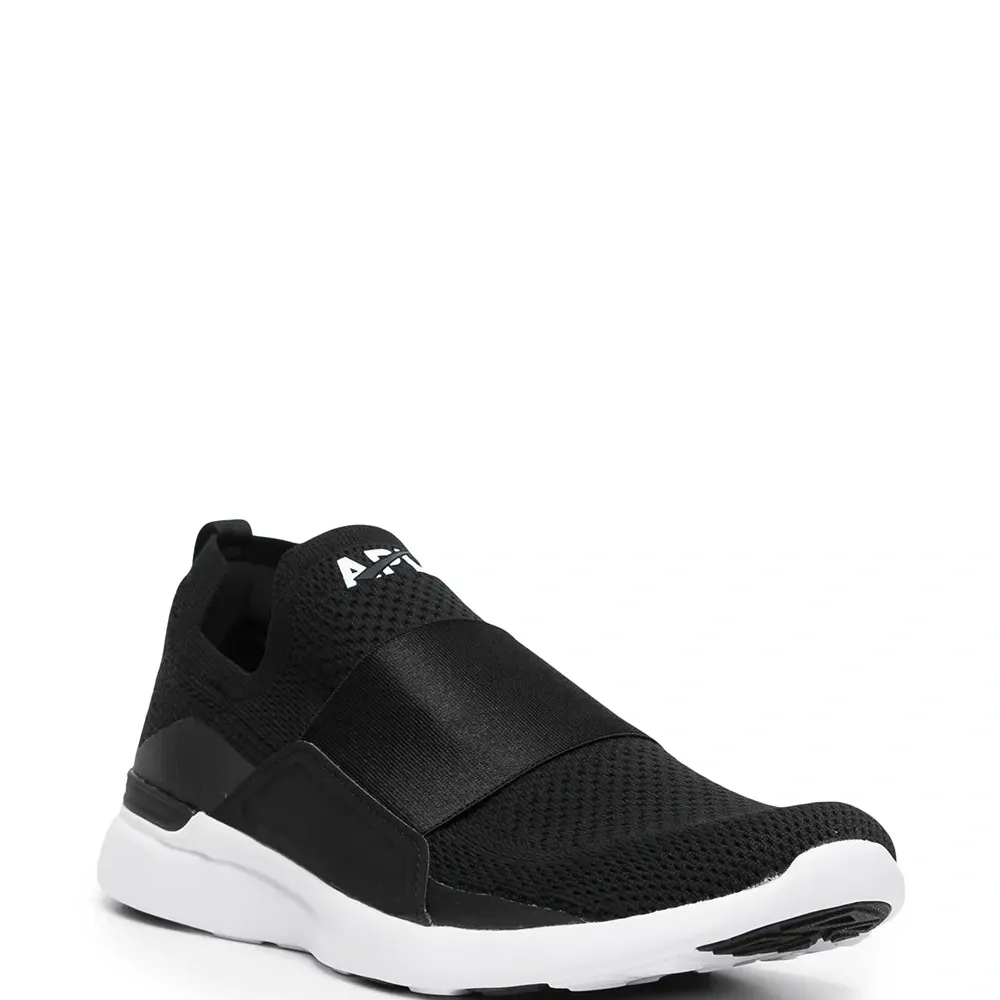 Высокие кроссовки