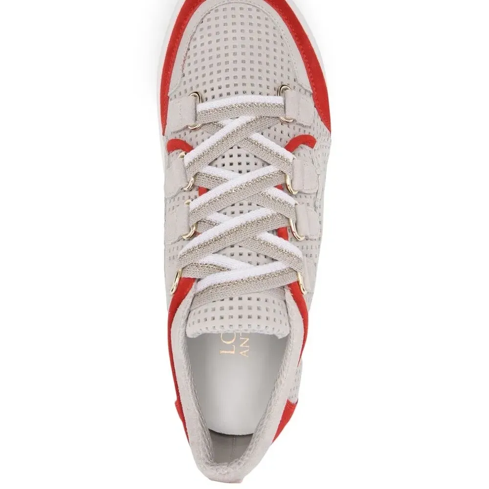 Массивные кроссовки со вставками