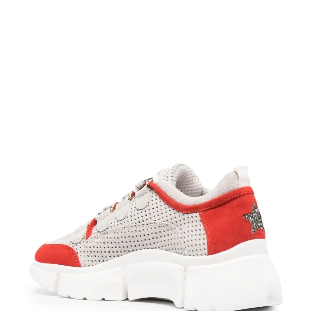 Массивные кроссовки со вставками