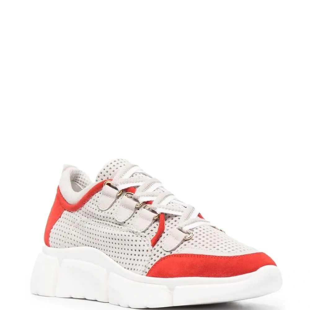 Массивные кроссовки со вставками